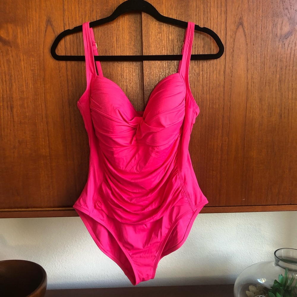 La Blanca Hot Pink One Piece Swimsuit - Picture 6 of 6